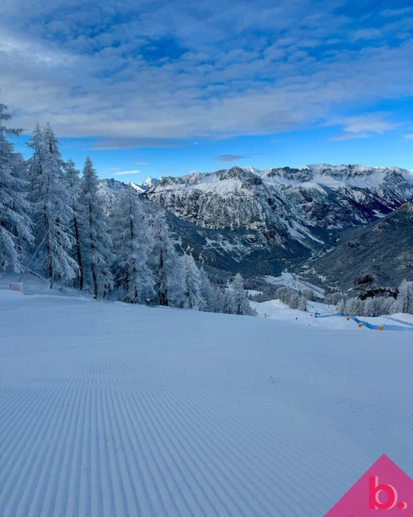Bardonecchia accende l’inverno: piste aperte dal 6 dicembre e Natale tra eventi, sci e tradizioni piemontesi